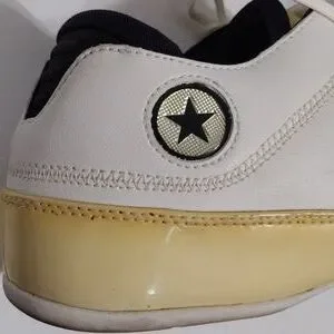 Converse | Shoes | Vintage Converse One Star Dwayne Wade  display picture 1